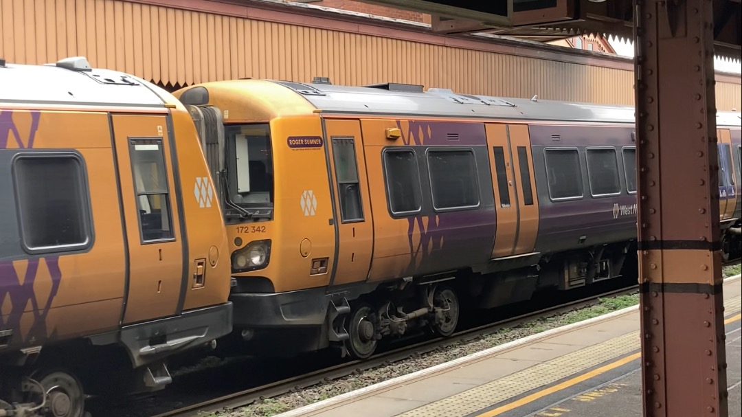 Theo555 on Train Siding: Today I went and did some Trainspotting at Birmingham New Street station with my mate @George , then went on another one of the new WMR
Class...