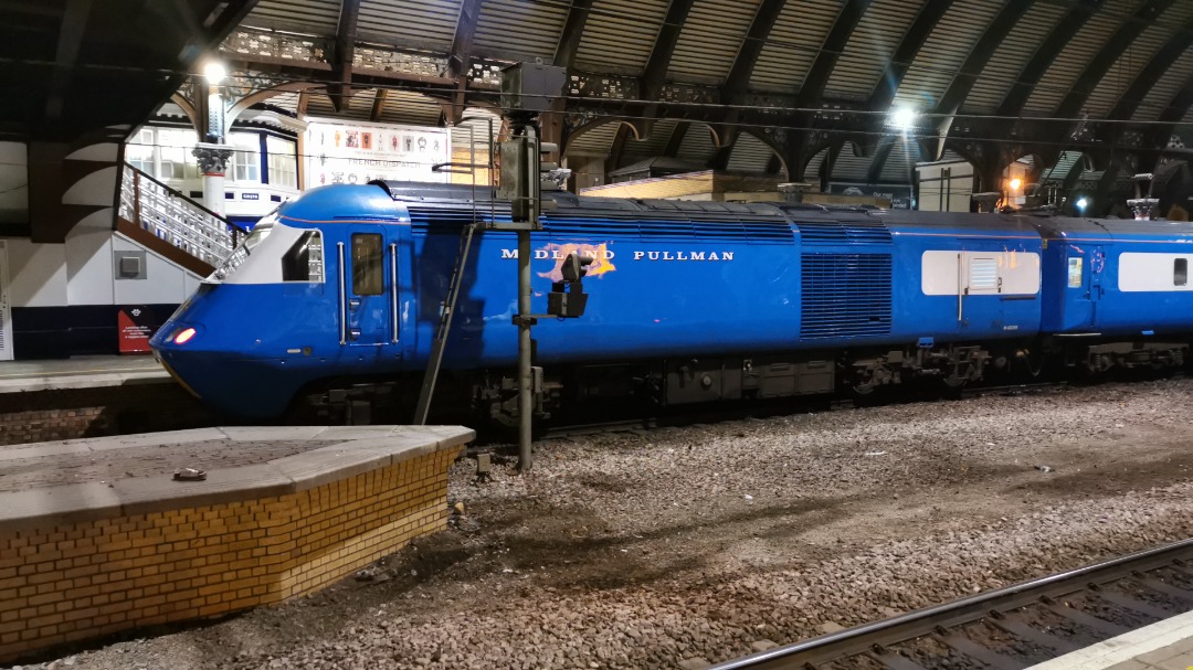 Rail Ale Adventures on Train Siding: HST 43055 on the rear of the late running 1722 'Whitby Jet' Whitby to Barrow in Furness railtour at York on
Saturday 6 November,...