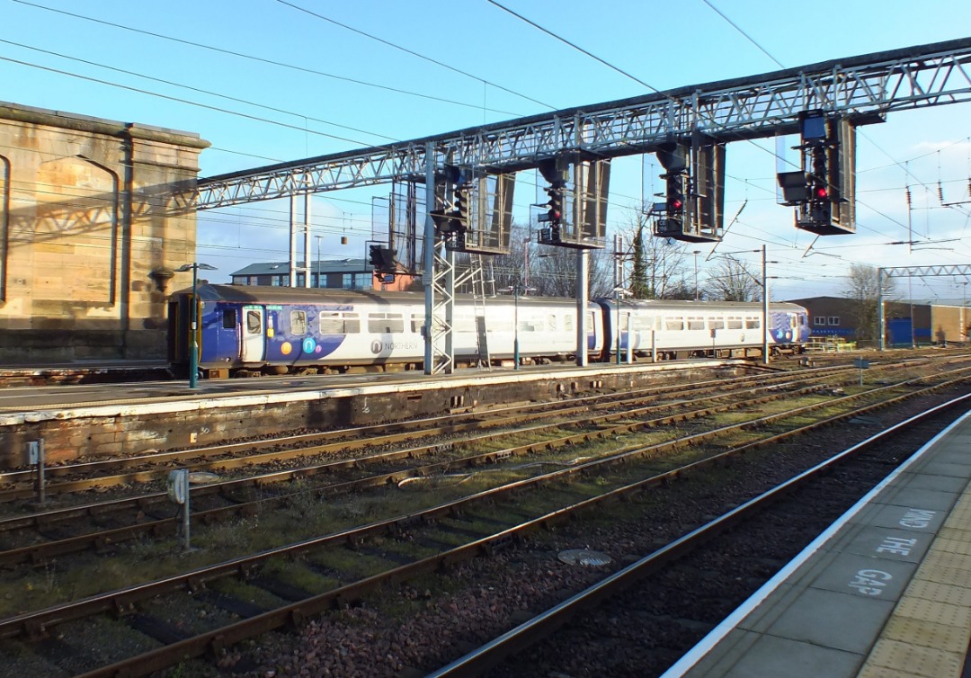 Whistlestopper on Train Siding: Northern class 156/4 No. #156471 shunting around Carlisle station between duties on Thursday 21st December 2023.