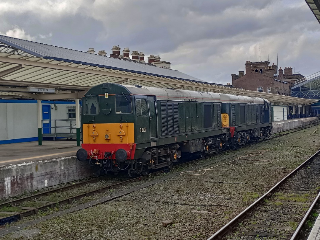 Hardley Distant on Train Siding: CURRENT: D8107 (20107) 'Jocelyn Brown 1940-2020' (Nearest Camera - 1st Photo) and D8096 (20096) stand in the Bay
Platform at Chester...