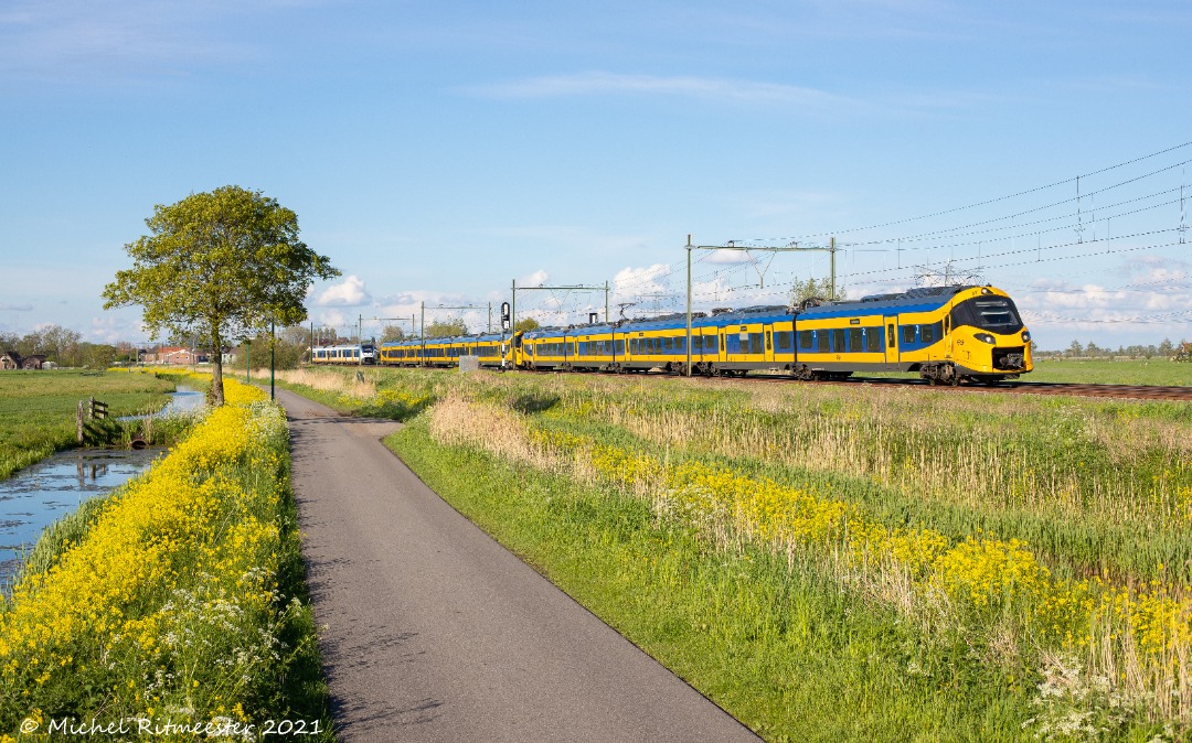 Railhobby on Train Siding: Op 18 mei 2021 waren ICNG-stellen 3112 en 3113 bij Papekop onderweg als testrit richting Gouda en een verdere onbekende bestemming.