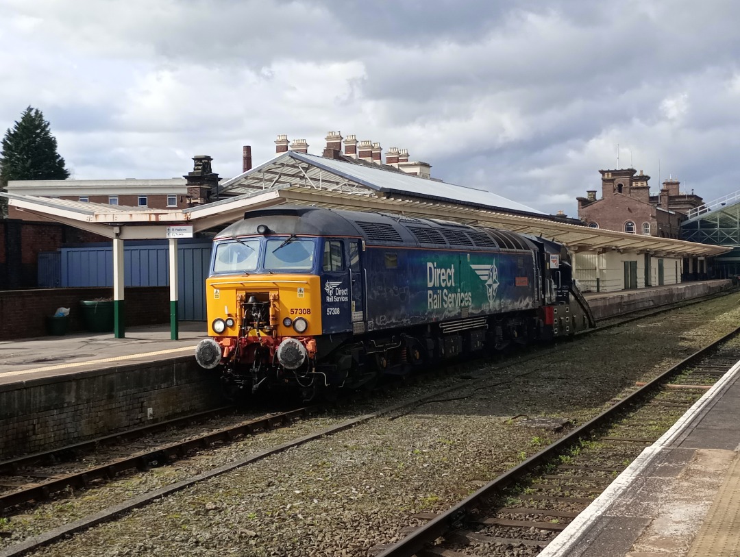 Hardley Distant on Train Siding: CURRENT: On possibly the warmest day of the Year so far 57308 'Jamie Ferguson' stands in the Bay Platform at Chester
Station today...