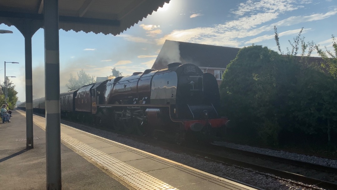 George on Train Siding: LMS Duchess Class 6233 (46233) "Duchess of Sutherland" passing Attleborough, Norfolk on ECS from Southall WCR to Norwich Goods
Yard. On rear...