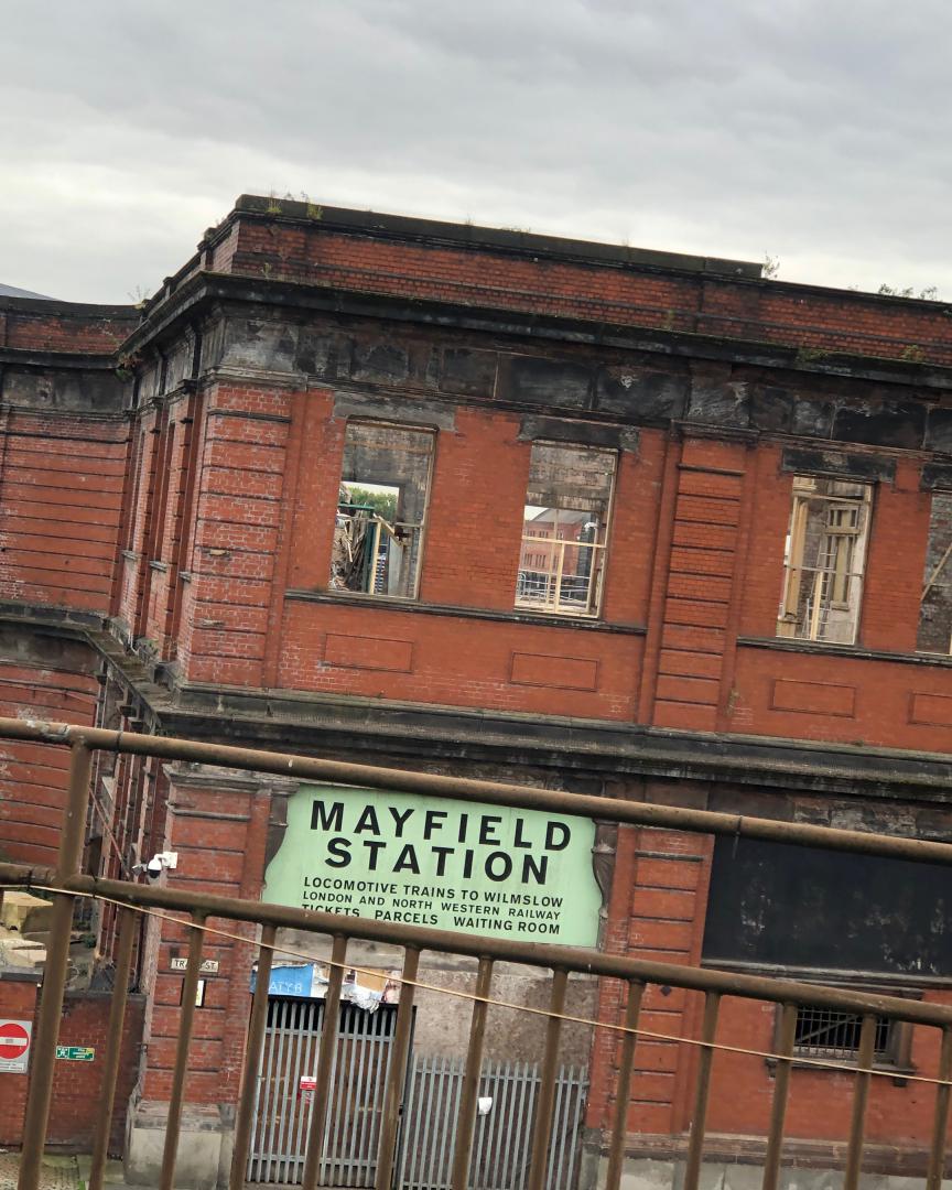 k unsworth on Train Siding: A few more snaps from Man Picc this afternoon, including one of the derelict Mayfield goods station, not sure how original the
signage is?...