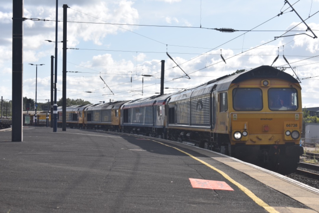 George Stephens on Train Siding: GBRf 66738 + 66747 + 66701 + 66703 seen passing Darlington platform 4 working 6Z41 Doncaster Belmont Down Yard - Tyne Sorting
Sidings