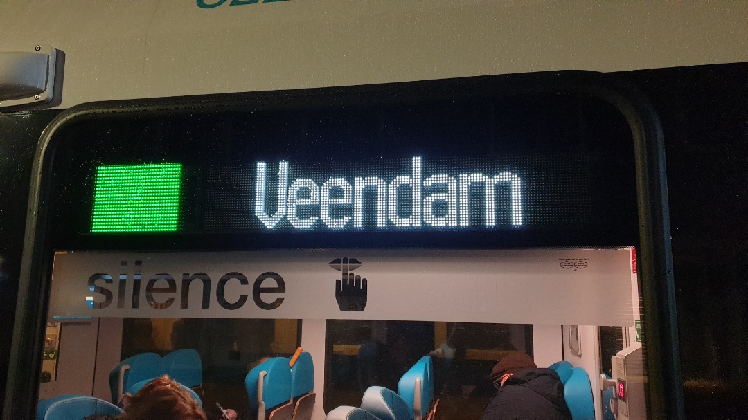 Ariën Claij on Train Siding: Afgelopen vrijdag heb ik voor het eerst in een rijdende refitted GTW van Arriva gezeten. Deze reed naar Veendam, met Zuidbroek
als...