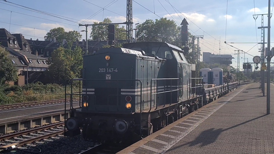 TheTrainSpottingTrucker on Train Siding: A selection of other shots from my day in the Frankfurt area. 1440 186 sits at Wiesbaden before heading to
Aschaffenburg with...