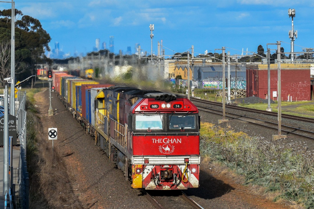 Shawn Stutsel on Train Siding: Pacific National's NR74 and NR102 race through Williams Landing, Melbourne with 4MA5, Intermodal Service bound for Adelaide,
South...