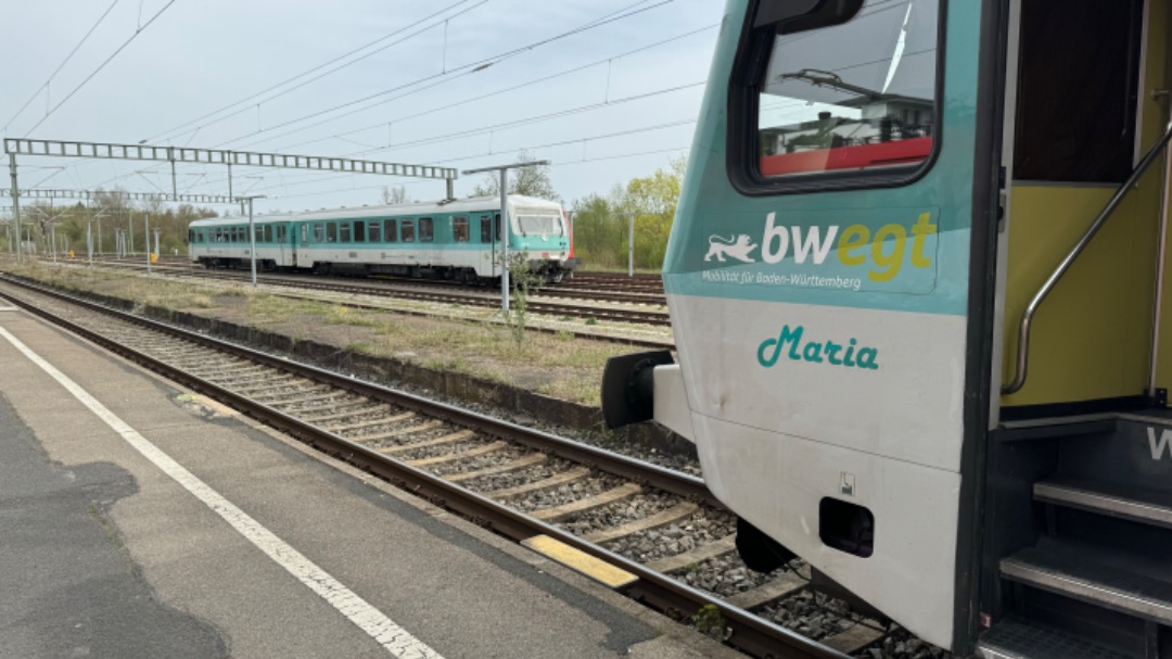 Martin on Train Siding: 🇩🇪 Baureihe 628 (Anna & Maria) von DB Regio Baden-Württemberg im Ersatzverkehr auf der Württembergischen
Algäubahn (RB 53) zwischen...