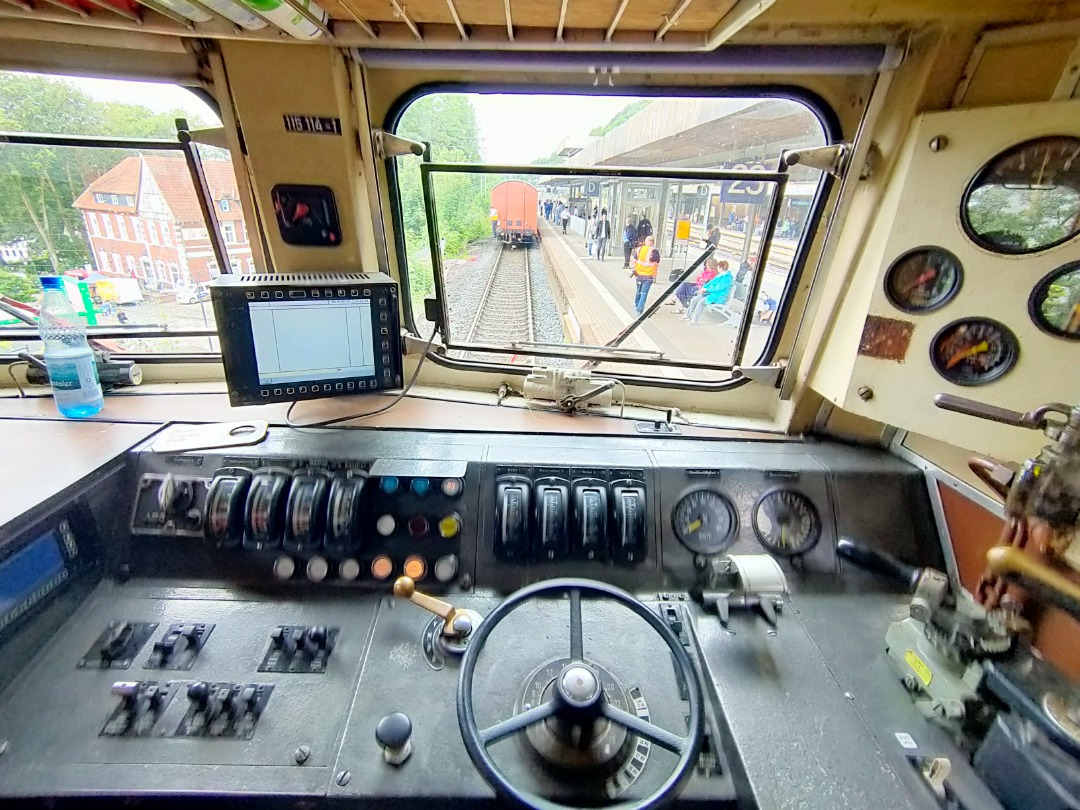 Christiaan Blokhorst on Train Siding: sat in this locomotive for a while and received an explanation from the driver how everything worked and what everything
was for.