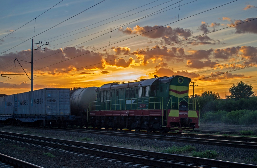Yurko Slyusar on Train Siding: I congragulate all photographers (professional and amauter) with Photograher day. And off course I added photo of my favorite
topic -...