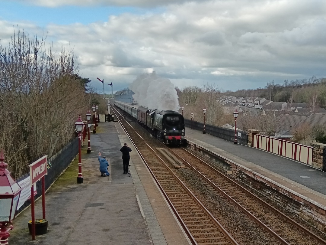 Whistlestopper on Train Siding: SR Battle of Britain class No. #34067 "Tangmere" storming through Appleby this afternoon working the return leg of
'The Settle &...