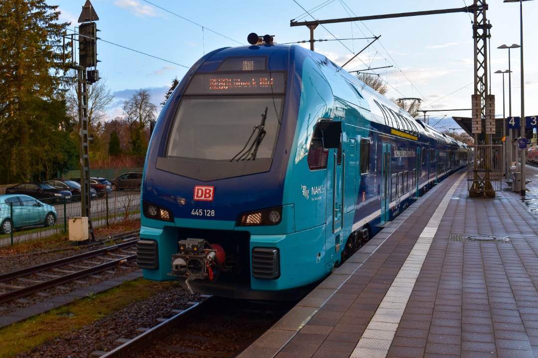 NL Rail on Train Siding: Tijdens vijf dagen in Hamburg, Sleeswijk-Holstein en Mecklenburg-Vorpommern was er ook nog even tijdje om een tweetal ritjes te maken
met de...