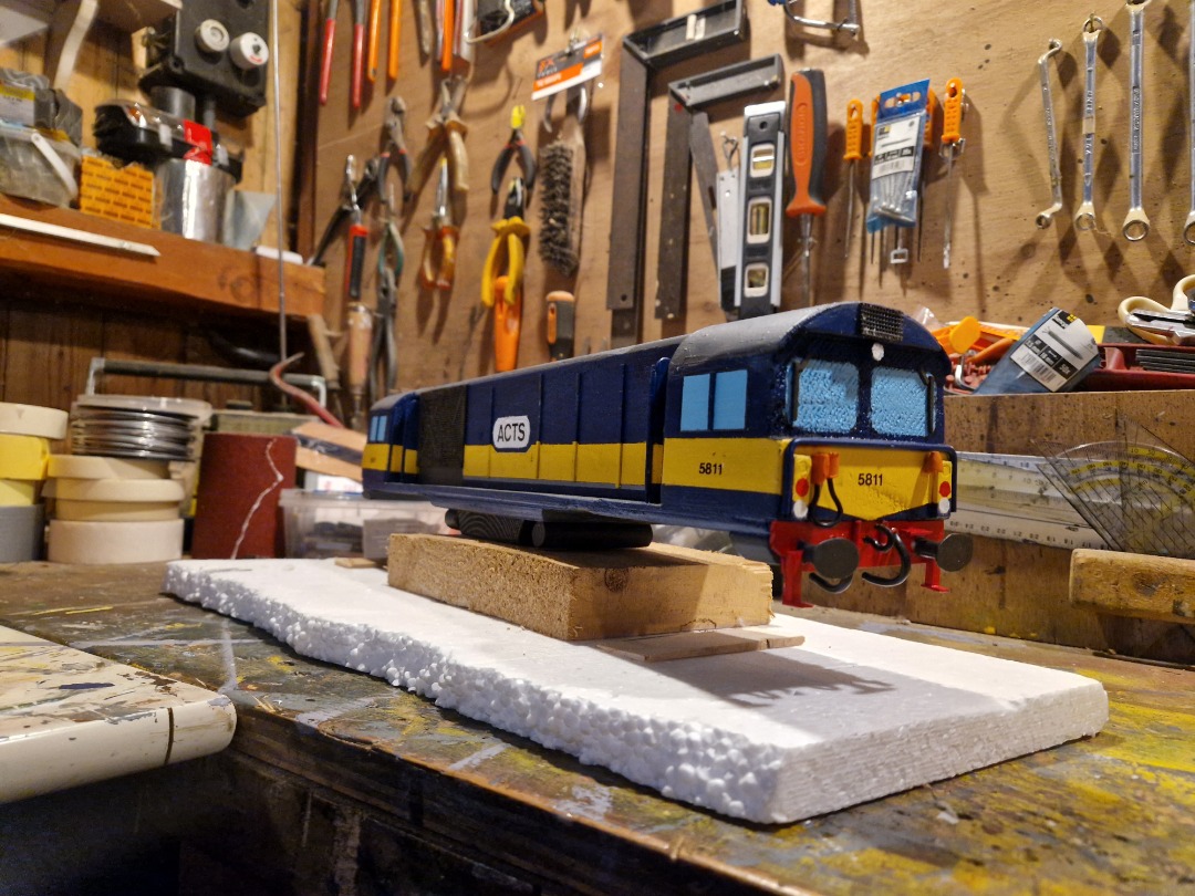 RRail on Train Siding: Slowly making progress with my latest scrapwood project. As always made out of old timber and cheap materials from construction markets.
A 48...