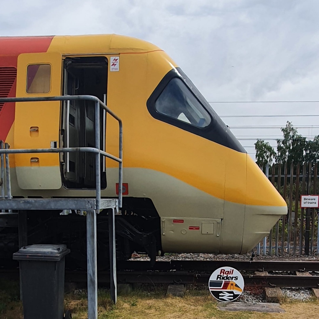 Rail Riders on Train Siding: We would like to thank all our visitors that sampled the APT tilting over the weekend at the Crewe Heritage Centre and their kind
donations.