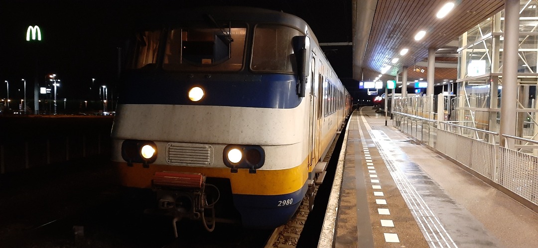 Alexander Veen on Train Siding: Haha denk je EINDELIJK af te zijn van de SGMm mag je er vandaag ( nu ) nog een slagje mee van Utrecht - Breukelen en terug naar
Utrecht.