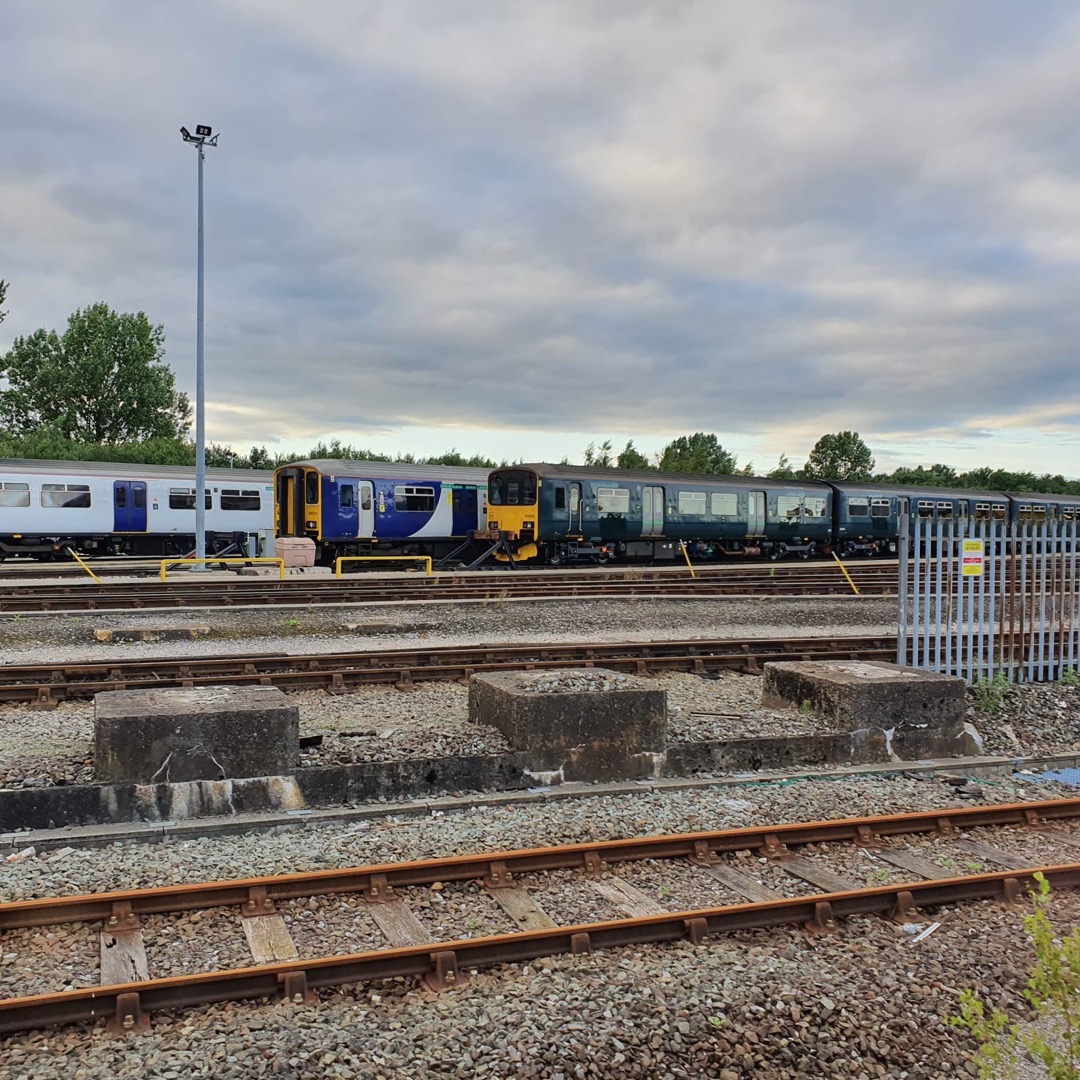 Jimbob on Train Siding: Some Depot Shots At Newton Heath TMD ft some class 150s, a pacer and one off the 150s on loan from GWR