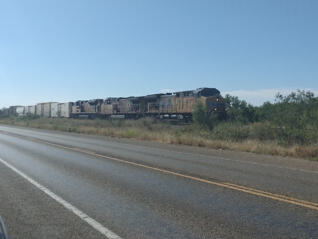 Robert Wiley on Train Siding: An eastbound Union Pacific mixed manifest train is stopped on the mainline between Abilene & Clyde on Saturday August 12, 2023
at about...