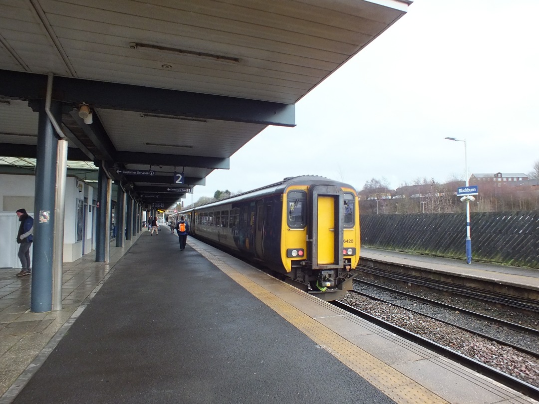 Cumbrian Trainspotter on Train Siding: Northern class 150/1 No. #150141 and class 156/4 No. #156420 calling at Blackburn yesterday working 2N54 0921 Rochdale
to...