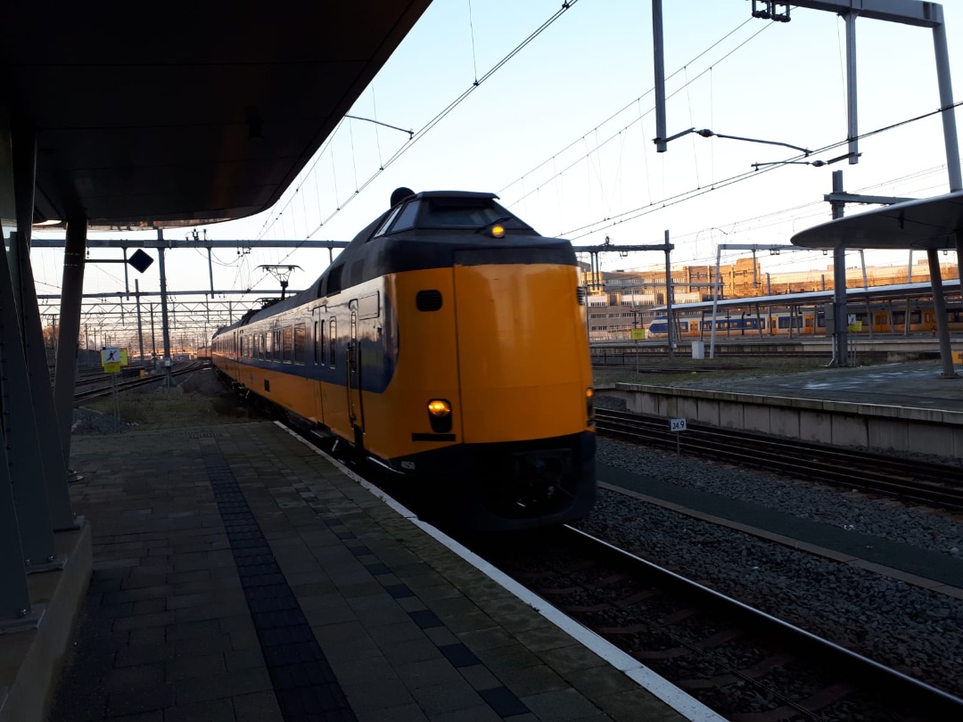 Jurbolec on Train Siding: Even though these iconic front runners (koplopers in Dutch) are getting close to the end of their life cycle I still love them. Not
just for...