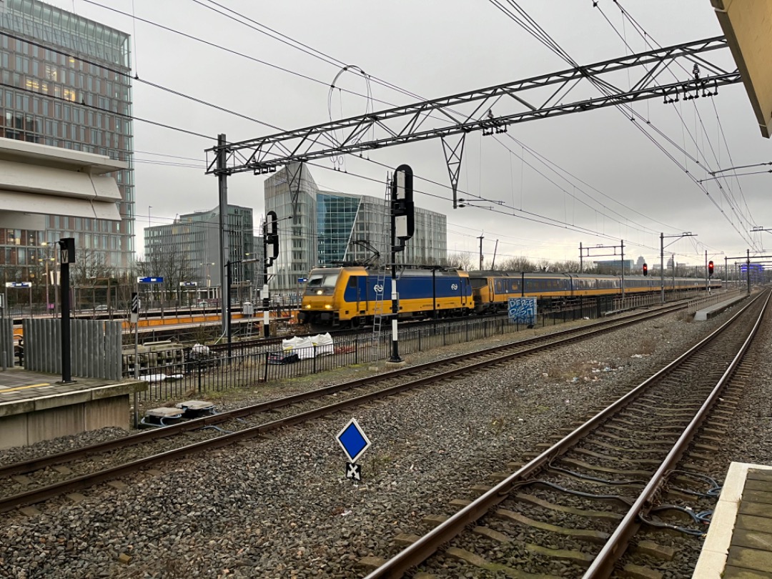Joran on Train Siding: Een Intercity Direct genomen in Amsterdam Zuid. Door werkzaamheden in Amsterdam reed die trein daar.