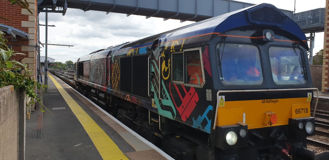 andrew1308 on Train Siding: Here are 3 photo's taken today of 66718 on a maintence train, 67023 on the Network Rail test train and 67021 on the British
Pullman.. All...