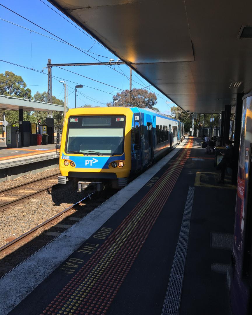 Silvermoth on Train Siding: Great to be able to ride the rails again! #melbourne #australia #metro #australiantrains #rail #trainspotting