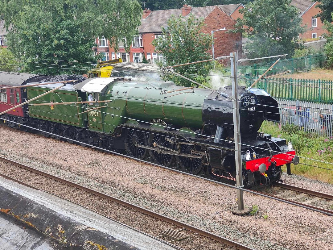Adrian Marsh on Train Siding: Flying Scotsman Stopping At Retford Nottinghamshire, en Route from Kings Cross to York! Stopped at Retford at Babworth Loop for
over an...