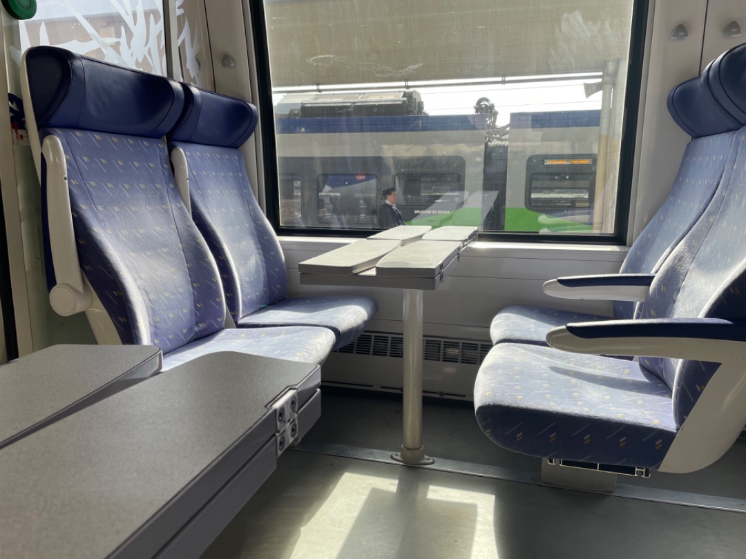 Andrea Worringer on Train Siding: Here's a closer look at a SNCF B 82763, they're built by Bombardier and the seats are very comfy.