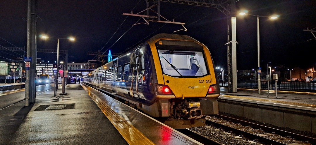 Guard_Amos on Train Siding: Today's pictures come from Preston, Manchester Oxford Road and Blackpool North (25th January 2024)