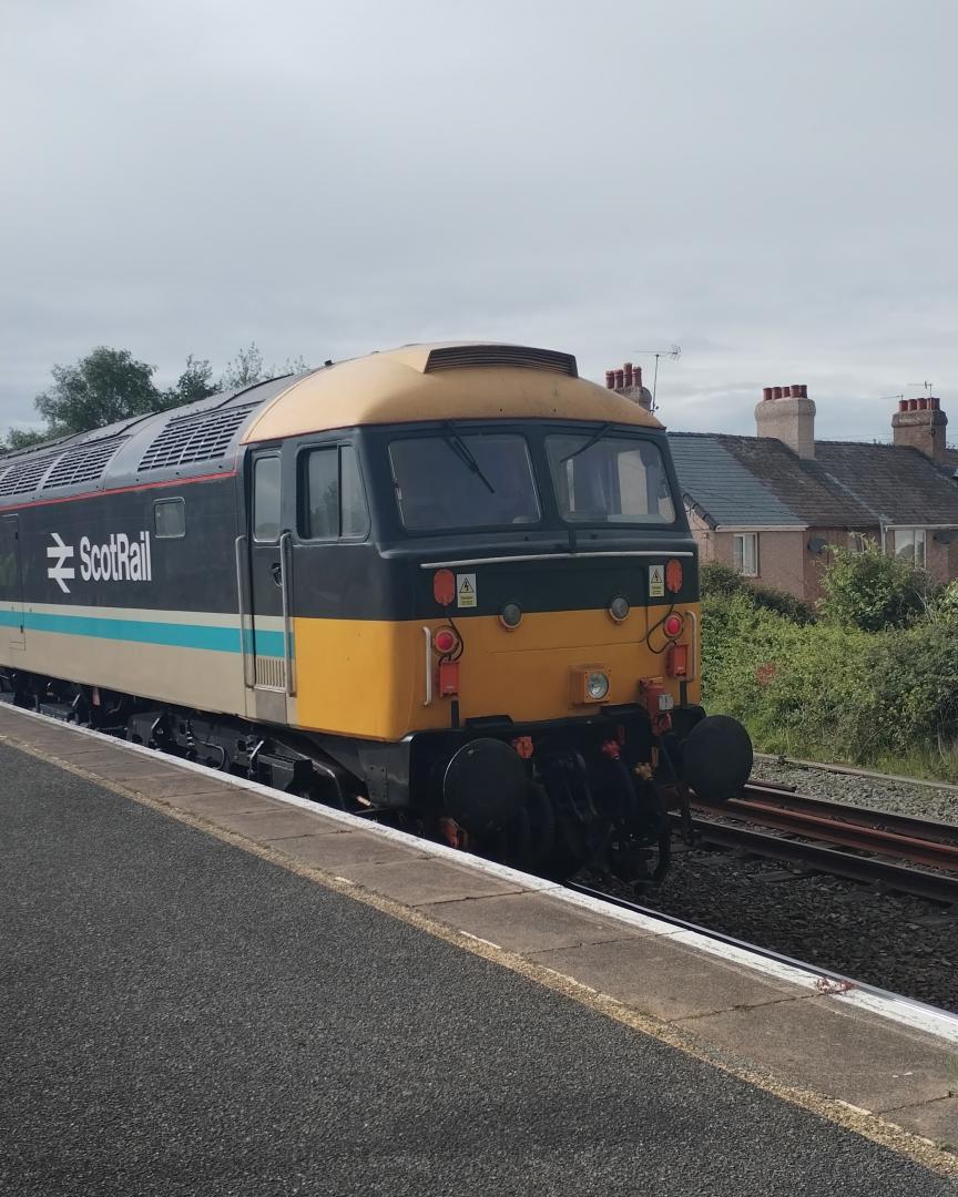 TrainGuy2008 🏴󠁧󠁢󠁷󠁬󠁳󠁿 on Train Siding: Some pics of 47712 and 47593 in Llandudno Junction from Wednesday, I was super happy to have seen
these two...