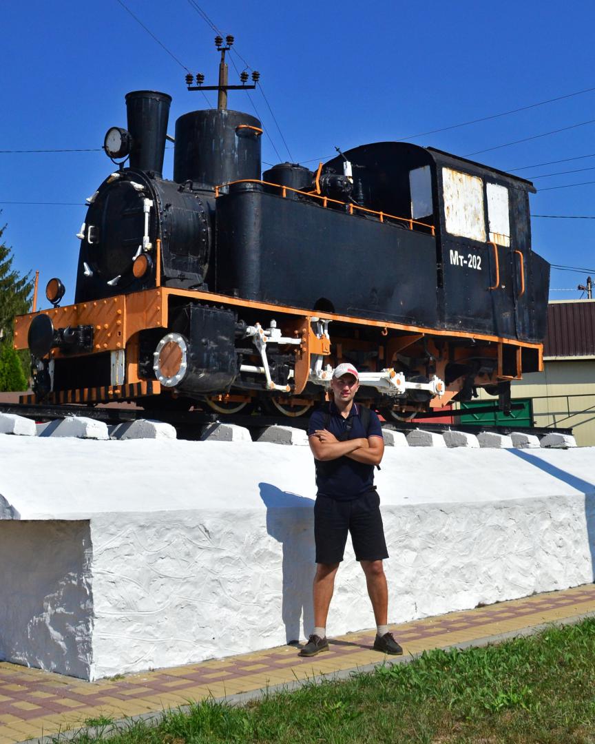 Yurko Slyusar on Train Siding: My photo from yesterday's trip to the #Haivoron At this photo can see the narrow gauge steam locomotive Mt-202 (wheel
arrangmet 0-8-0T)...
