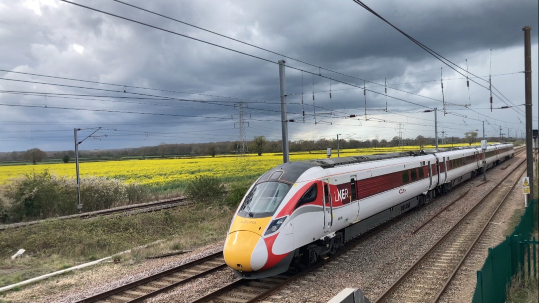Martin Lewis on Train Siding: I spent a few hours at and around Werrington Junction earlier, this shot of an Azuma at Marholm, is possibly the best I've
ever gotten.