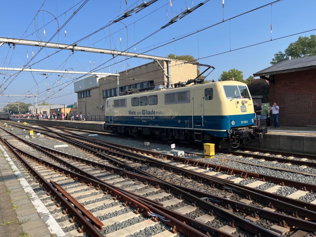 Joran on Train Siding: De SSN Bergbau Express genomen in Venlo. Hier werd de stoomlocomotief met een SSN wagon losgekoppeld en bij de plaats waar
goederentrein...