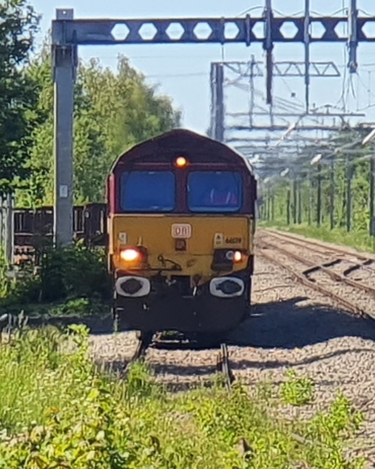 Lee O Hara on Train Siding: 6v92 Corby BSC to Margam steel coil emptys being towed by DB 66139... friendly tooting driver