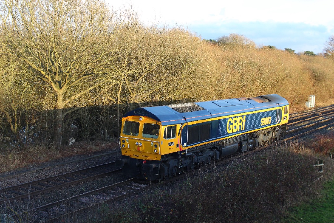 Jamie Armstrong on Train Siding: One from back in 2019 GBRF 59003 seen passing Deblenfields Bridge, Barrow upon Trent. working 0Z59 1248 Doncaster Robert Road
to...