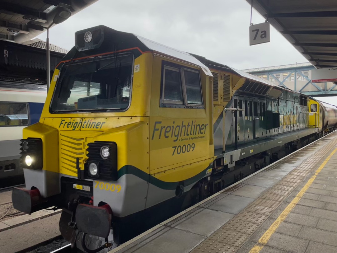 Andrea Worringer on Train Siding: Freightliner class 70009 on loan to Colas passing through Nottingham Station with the Kingsbury tanks
