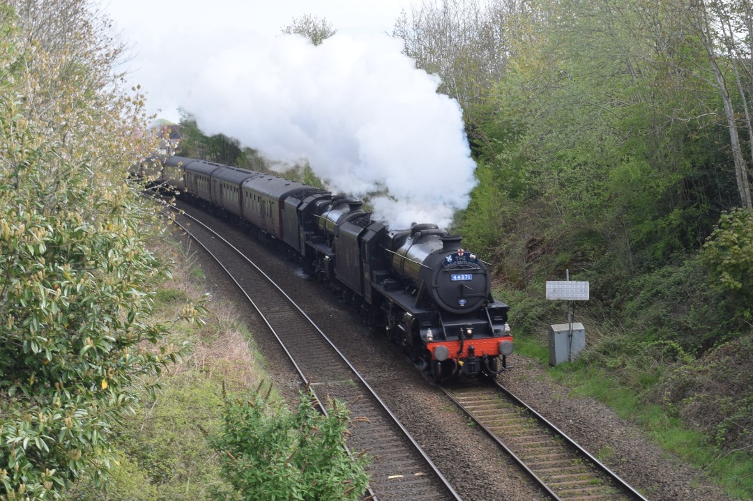 Hardley Distant on Train Siding: CURRENT: 44871 (Front) and 45407 'Lancashire Fusilier' approach Ruabon Station today with the 1Z45 9:00 Liverpool
Lime Street to...