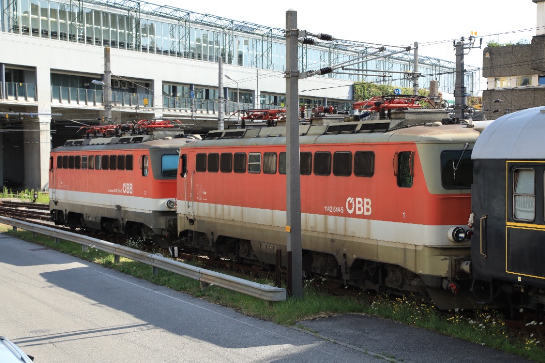 Christiaan Blokhorst on Train Siding: On my vacation in 2021 in vienna i found these old trains. The steams are standing there. The other one under the brigde
are...