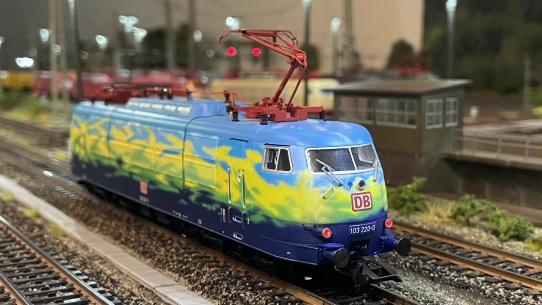 24Trains.tv on Train Siding: Watch now on 24Trains.tv an honest review of different model railroad manufacturers! Link:...