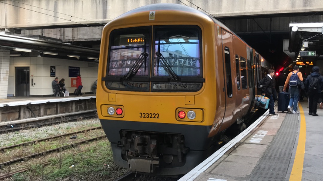 George on Train Siding: Had a great day out today! Here are some photos from Rugby and New Street, including the pride 390 and the infamous RHTT passing
platform 12.