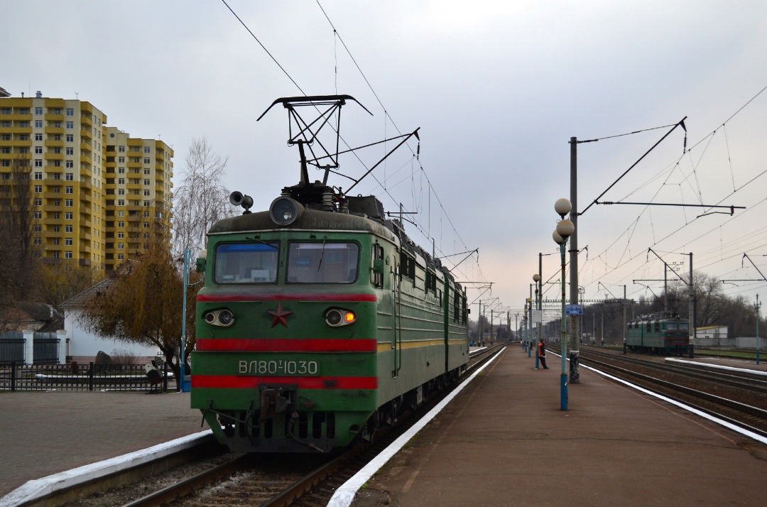 Yurko Slyusar on Train Siding: Electric locomotive VL80T-1030 at the Boryspil' station. Kyiv region. Ukraine. 25.03.2019. This electric locomotive was last
VL80...