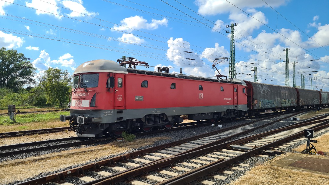 TheTrainSpottingTrucker on Train Siding: Romanian Softronic "Phoenix" class 478. Only 3 were built from what I can tell. Taken at Hegyeshalom,
Hungary.