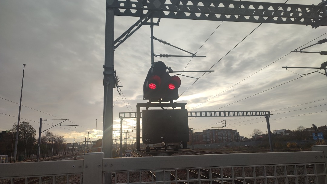 UniversalTransportStudio on Train Siding: Yesterday I visited London's Newest Station Brent Cross West! And I also met Michael C for the first time after
seeing his...
