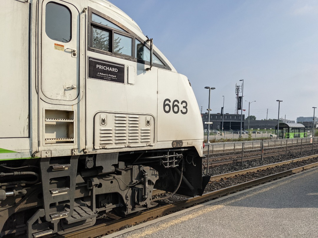 Ryan on Train Siding: A GO Transit MP40PH loco with a rake of Bombardier Bi-Level carriages coming into platform 3 of MimicoGO on an eastbound Lakeshore West
Line...