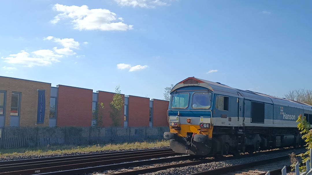 pigandbob on Train Siding: 59102 seen at Oxford yesterday working 602N Oxford Banbury Road (Flhh) to Whatley Quarry F Liner Hh