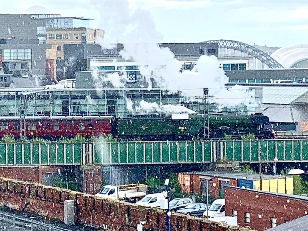 All around newcastle on Train Siding: A Rainy day in Newcastle and The Flying Scotsman leaves Newcastle Central onto ECML southbound