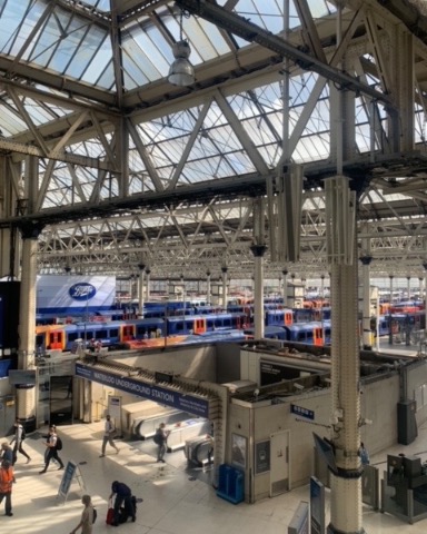 Arthur on Train Siding: A busy London Waterloo, yet not as busy as before the pandemic. This station is full of SWR trains!