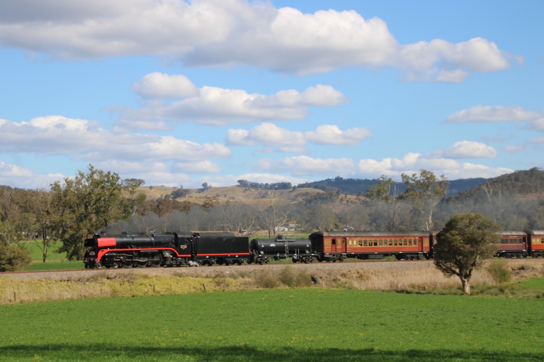 Thomas Robert Gordon Barnes on Train Siding: Victorian Railway Hudson R Class, R766 passing through the wonderful countryside of Wallarobba on its way to
Dungog. R766...
