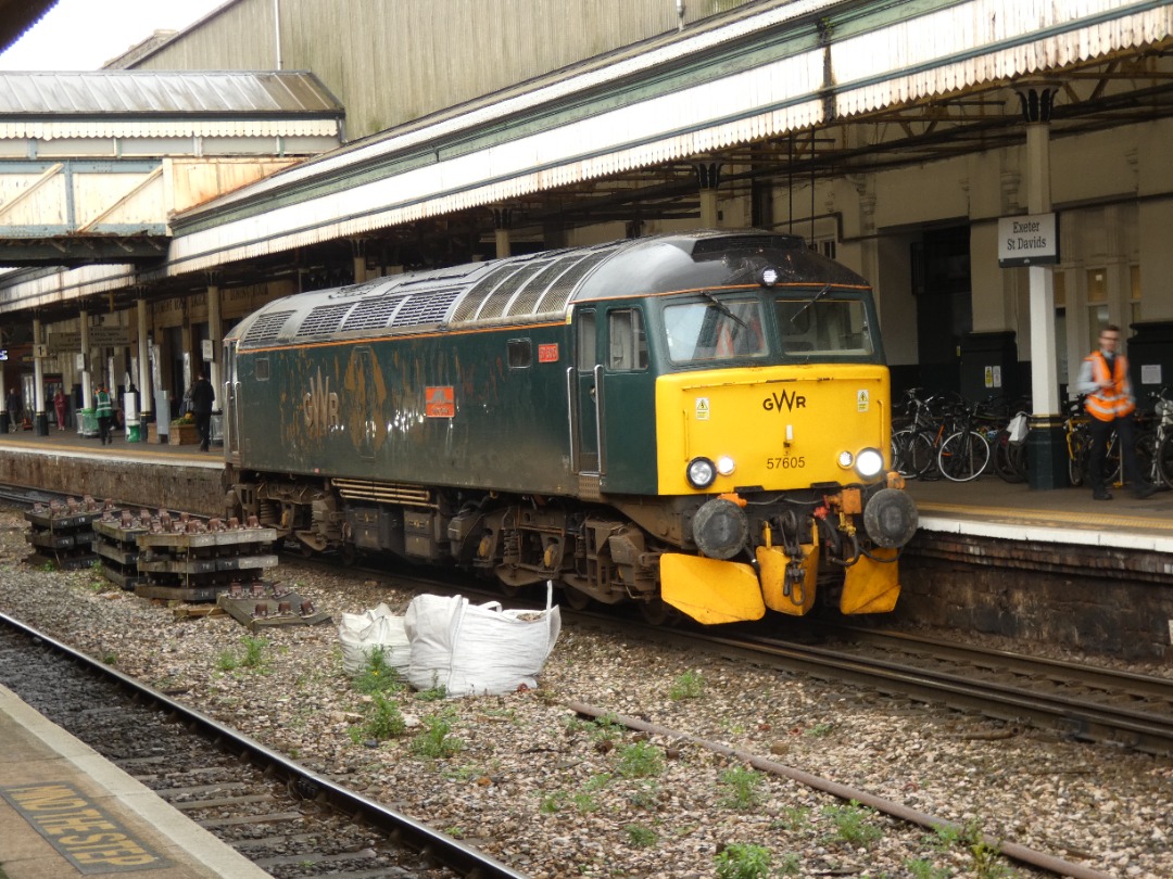 Jacobs Train Videos on Train Siding: #57605 is seen running light through Exeter St Davids station running around onto the other end of a MK3 sleeper rake doing
staff...